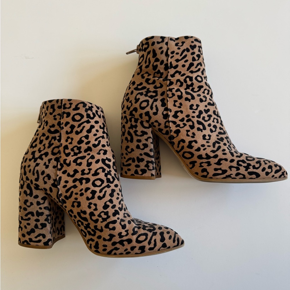 Steve Madden Tan Leopard Ankle Booties